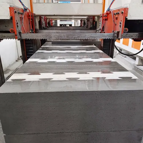 복합 샌드위치 자체 단열 블록 생산 장비